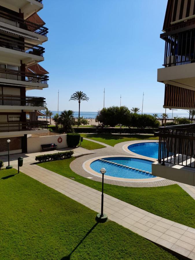 Manila Solo Familias Serviplaya Gandia Bagian luar foto