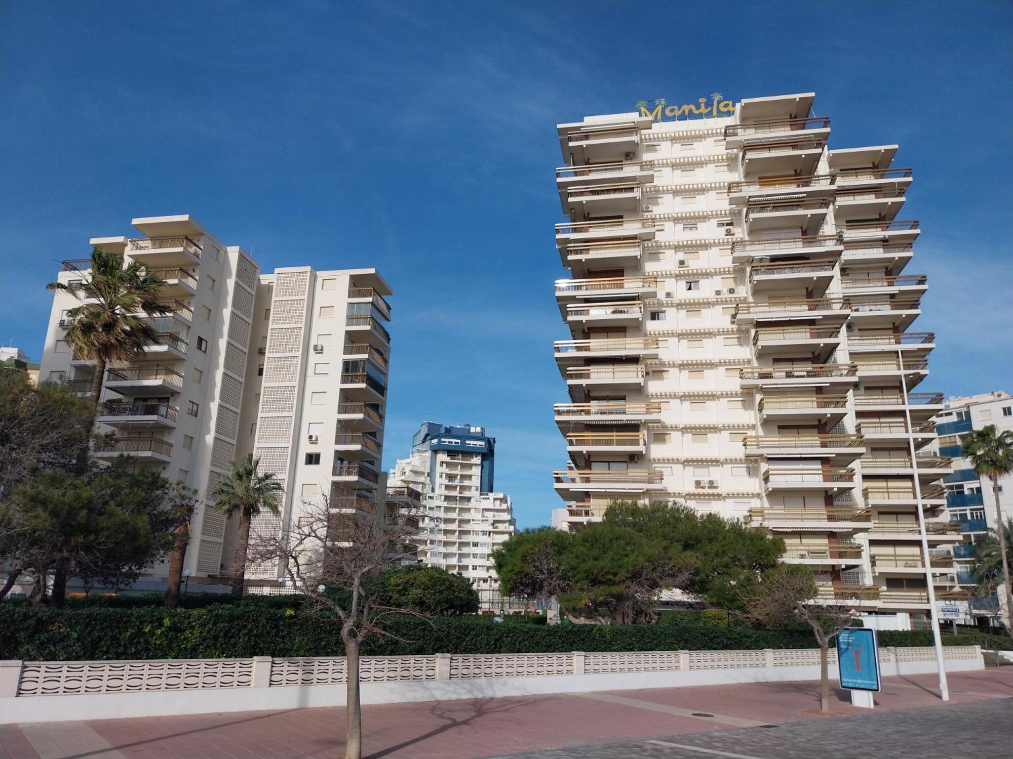 Manila Solo Familias Serviplaya Gandia Bagian luar foto