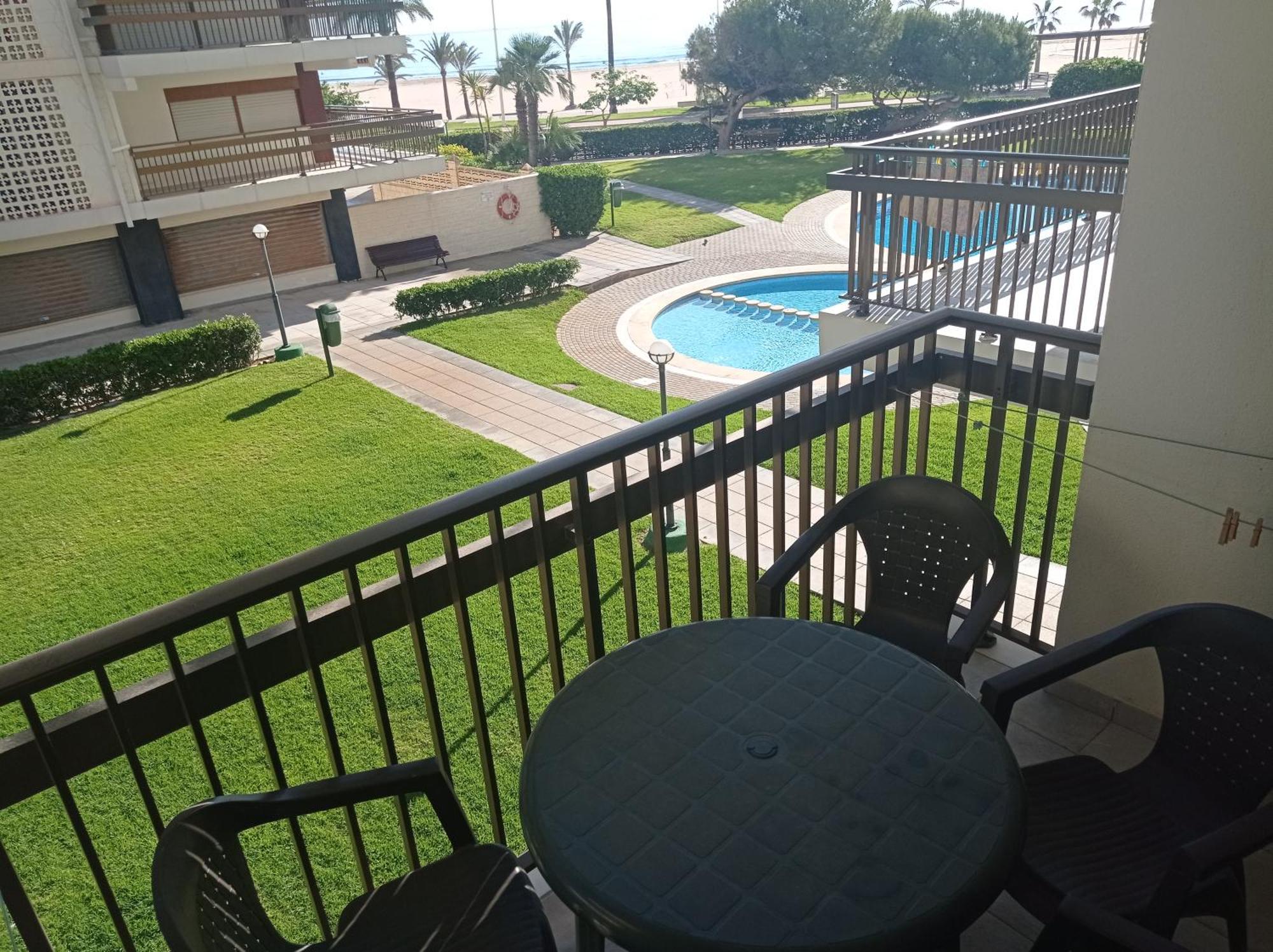 Manila Solo Familias Serviplaya Gandia Bagian luar foto